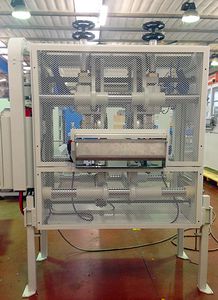 máquina de corte para espuma / con guillotina / de perfiles / para línea de extrusión