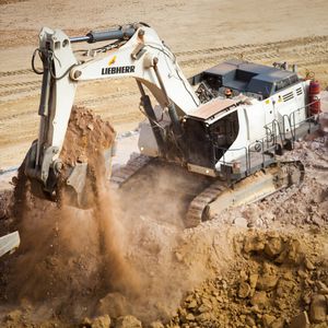 excavadora de grandes dimensiones / con orugas / Tier 2 / Tier 4 provisional