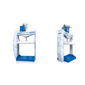 prensa de balas compacta / vertical / de carga frontal / para textiles