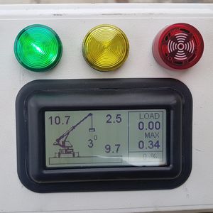 HMI con pantalla táctil / empotrable / para montaje en vehículo / montado sobre bastidor