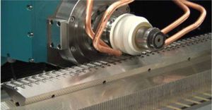 rectificadora cilíndrica exterior / para engranajes / centro de afilado / CNC