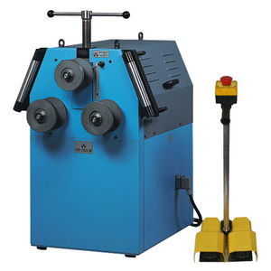 máquina curvadora hidráulica / de tubos / de perfiles / con 3 rodillos motores