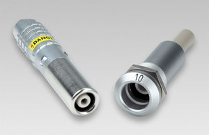 conector audio/vídeo / USB / de extensión-retracción / de alta tensión