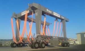 travel lift para cargas pesadas / con dirección en todas las ruedas
