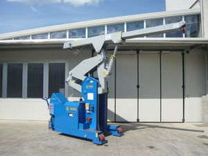 grúa móvil / telescópica / con control eléctrico / de elevación