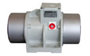 motor vibratorio con accionamento eléctrico / rotativo