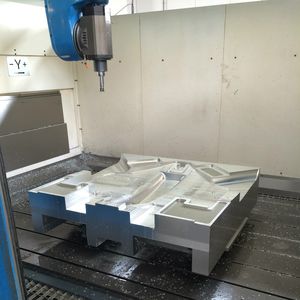 centro de mecanizado 5 ejes / vertical / de pórtico / para aluminio