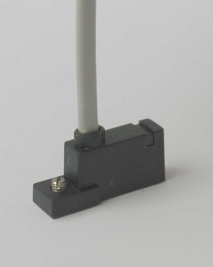 sensor de posición lineal / magneto-resistivo / analógico / IP67