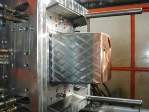 molde de inyección de plástico series grandes / de dos materiales / piezas técnicas / bandejas