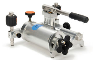 bomba de calibración neumática / manual / para la generación de presión