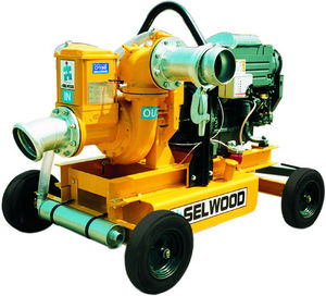 bomba de agua / con motor térmico / centrífuga / de alto rendimiento