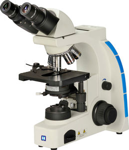 microscopio biomédico / binocular