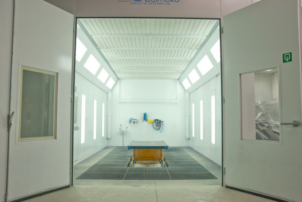 Cabina de pintura cerrada - Belmeko - para vehículos