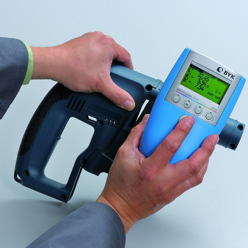 Espectrofotómetro de color spec­troguide series BYK Gardner USA