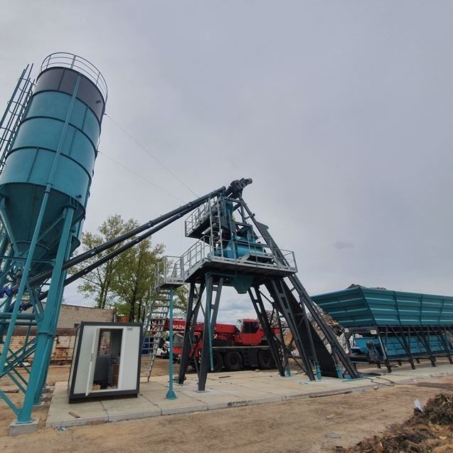 Planta de hormigón estacionaria CONSTMACH Concrete Plants & Crushers