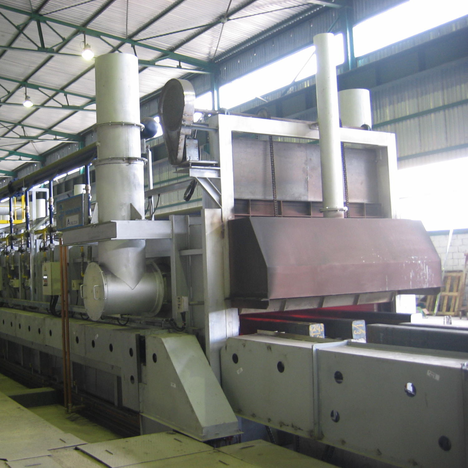 Horno de cinta transportadora Sistem Teknik Industrial Furnaces de