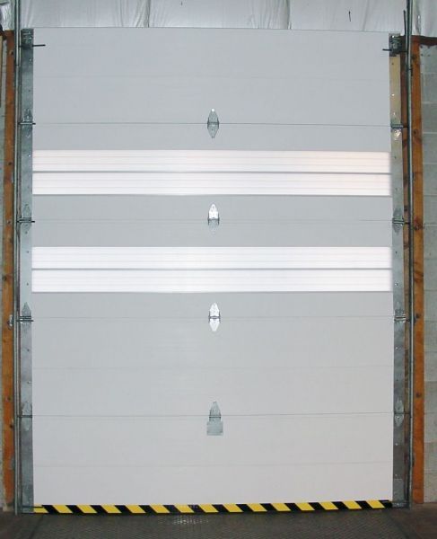 Puerta levadiza corredera - Rite-Flex® - Rite-Hite - seccional / de PVC