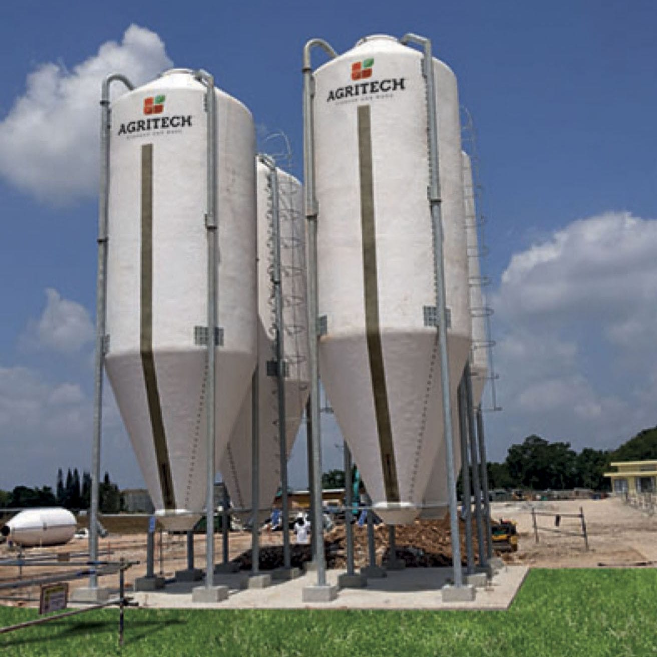 Silo de granulados SIE series AGRITECH SRL para productos a