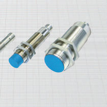 Sensor de proximidad inductivo / cilíndrico...