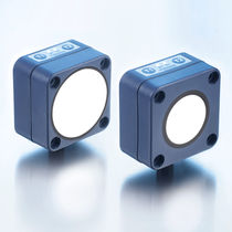 Sensor de distancia por ultrasonidos / compacto...