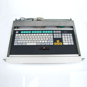 teclado montado en rack-cajón