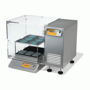 incubadora de laboratorio