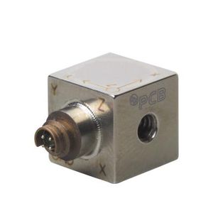 acelerómetro triaxial