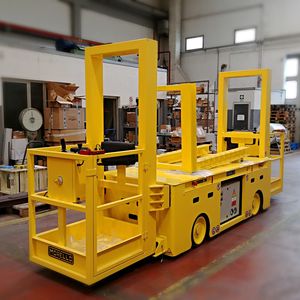 carro de transferencia con operador a bordo