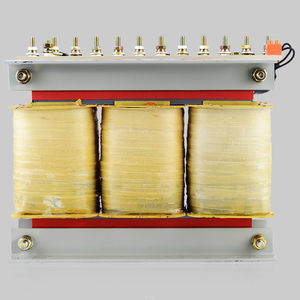 autotransformador de alimentación eléctrica 1