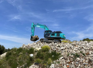 excavadora de grandes dimensiones