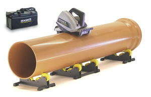 máquina de corte para material plástico / de hoja rotativa / con control manual / de achaflanado