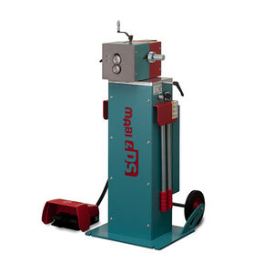 máquina curvadora eléctrica
