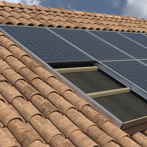 sistema de fijación solar para tejado inclinado