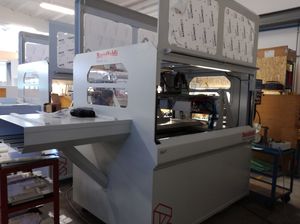 máquina de corte para PVC / para espuma / con guillotina / de perfiles