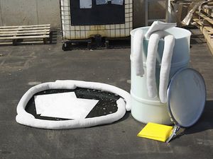 kit de emergencia para contaminación por hidrocarburos