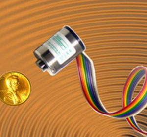 encoder rotativo absoluto / óptico / magnético / con árbol macizo