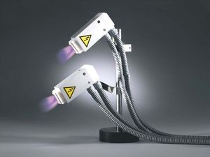 maquina de tratamiento de superficie por efecto corona