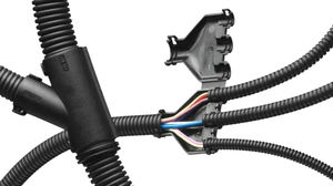 conector para tubo autoextinguible