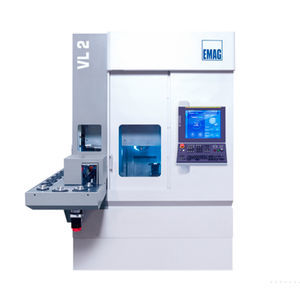 máquina de torneado CNC