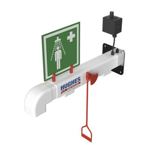 ducha de seguridad de pared 1