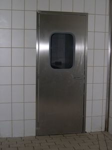 puerta abatible