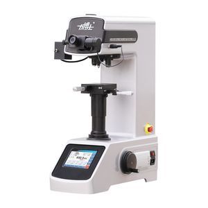 durómetro Vickers 1