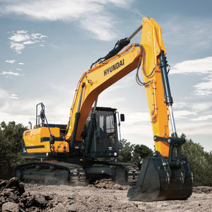 excavadora intermedia 1