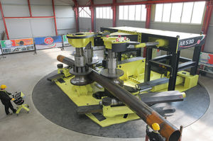 máquina roladora con 3 rodillos