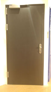 puerta abatible
