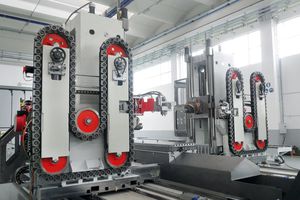 centro de torneado-fresado CNC