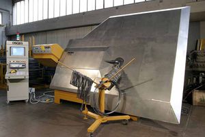 máquina curvadora electrohidráulica