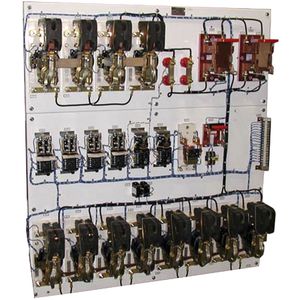 puesto de mando para grúas con ajuste eléctrico