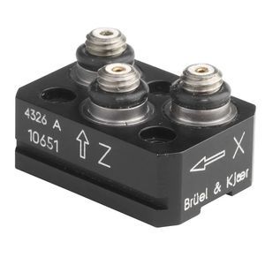 acelerómetro triaxial