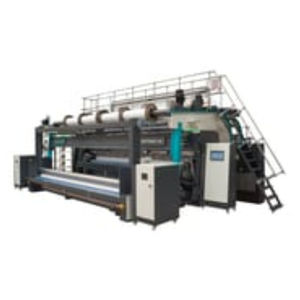 máquina de tejido de punto por urdimbre de tipo Raschel